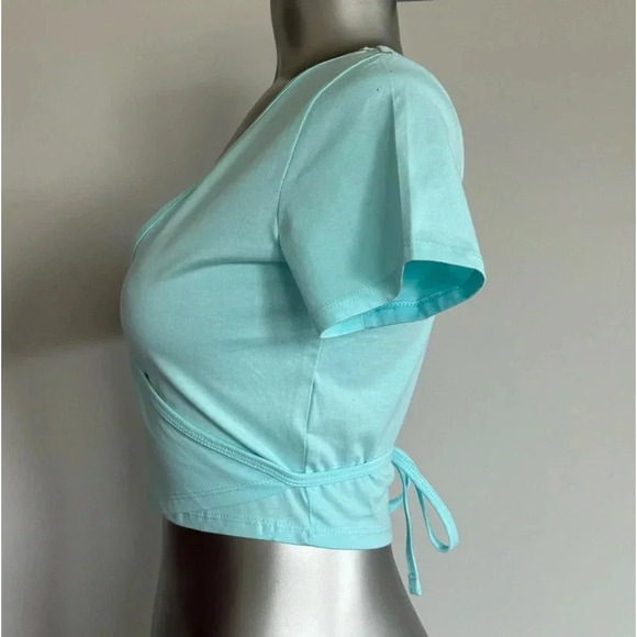 FREE 🆕Wrap Around Crop Top - Picture 6 of 14